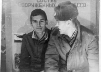 Я в армии служил. Горжусь!